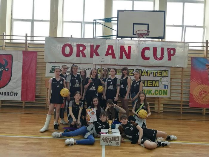 Reprezentacja koszykarek UKS JAR ELBLĄG w dniach 17-19.V.2019 zajęła 7 m podczas 🏀🏀🏀🏀🏀XII Zambrowskiego Turnieju Koszykówki Dziewcząt " Orkan Cup". 