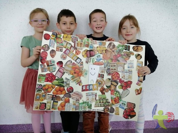 Zeróweczka szkolna: Nasze plakaty z projektu "Zdrowo jem, więcej wiem"