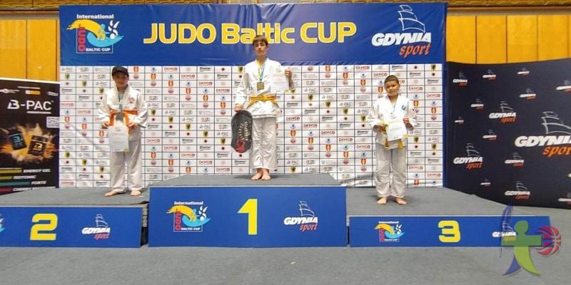 Bartosz Wojdag z klasy 4.a wrócił wczoraj z międzynarodowego turnieju judo z brązowym medalem 